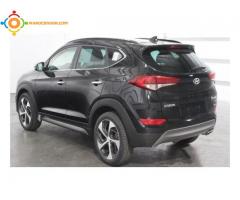 Tucson 2.0 CRDI 136 4WD Executive CUIR toit pano 150000 DH