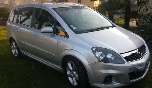 Opel Zafira 1.9 CDTI 120 ch