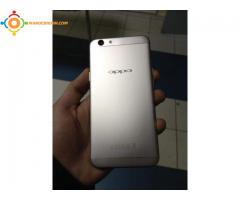 Oppo F1s a vendre 32GO