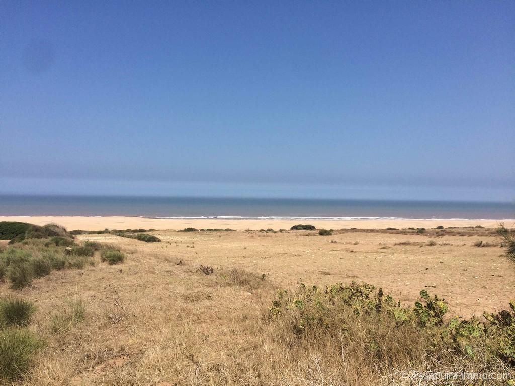 Terrain à vendre de 10.5 hectares;sur le rivage de la plage