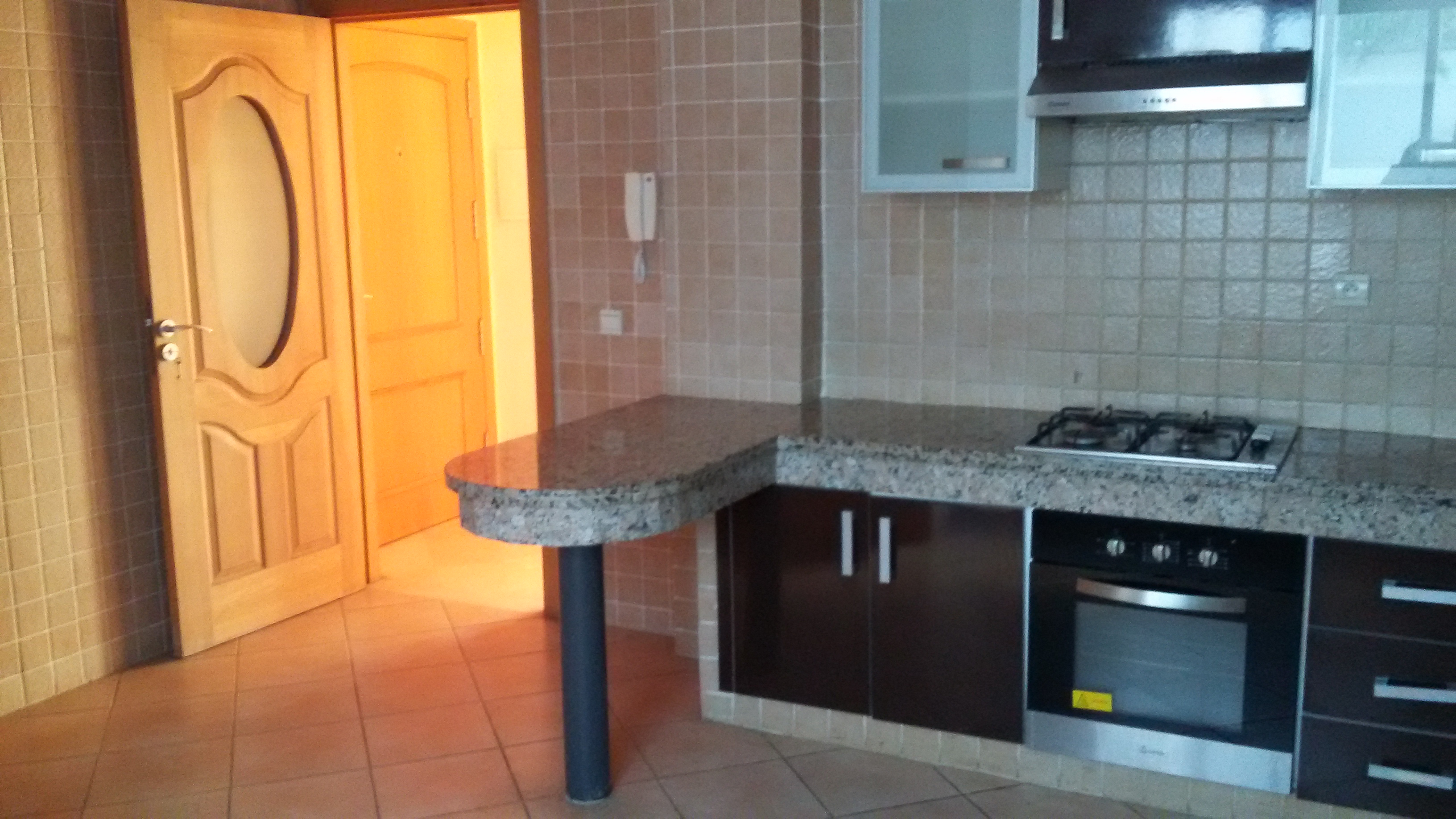 Appartement 100 m2 rabat hassan (offre de location)