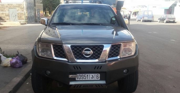 MISE EN VENTE D'UNE VOITURE (Nissan pathfinder)