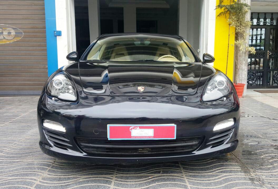 PORSCHE PANAMERA DIESEL 2012