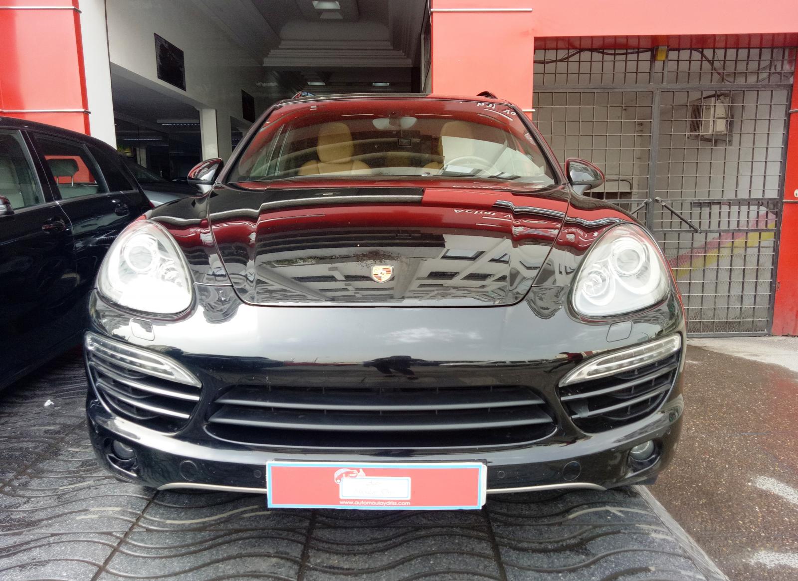 PORSCHE CAYENNE DIESEL 2013