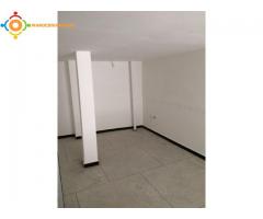 Immeuble plateaux bureaux  de 100 m²