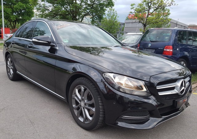 Mercedes-Benz C 220 150000 dhs