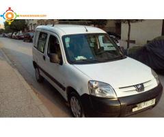 Peugeot Fourgon Vitre 40 000dhs