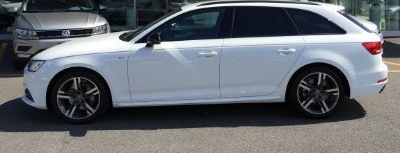 AUDI A4 Avant 2.0 TDI Sport 75000DH