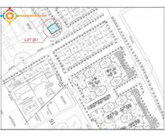 Terrain 184m2 2 façades RDC Commercial 3 étages