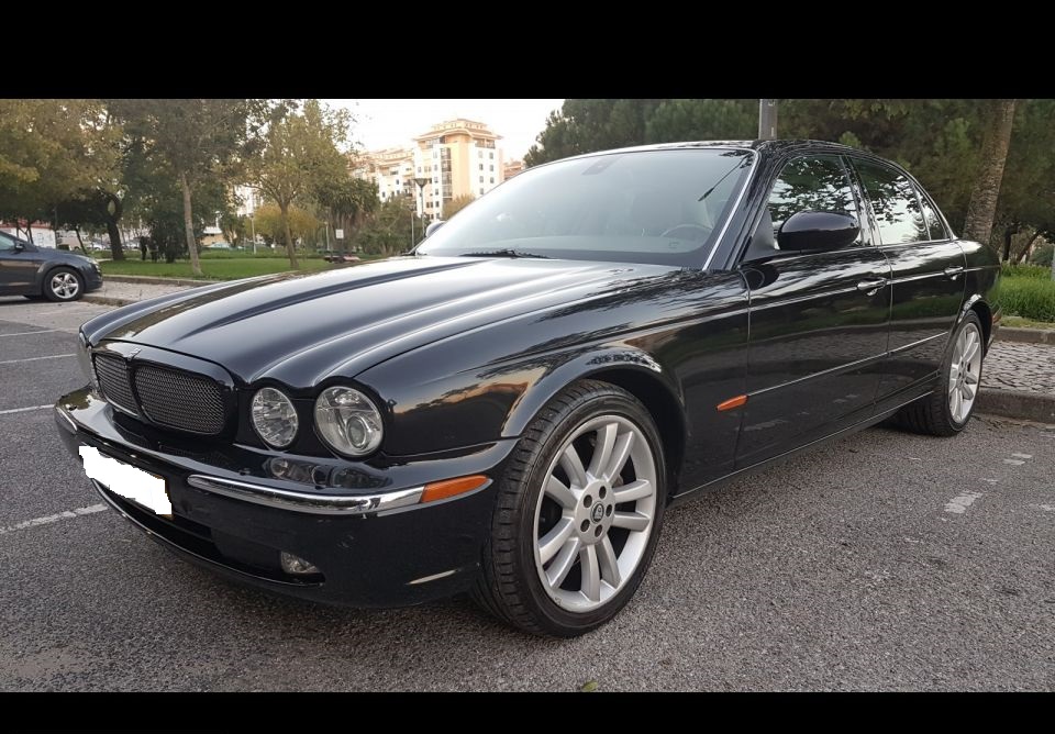 Jaguar XJR 4.2 Super