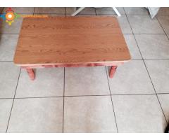 Petite table en bois