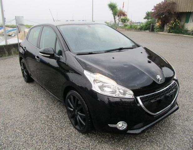 PEUGEOT 208 DIESEL