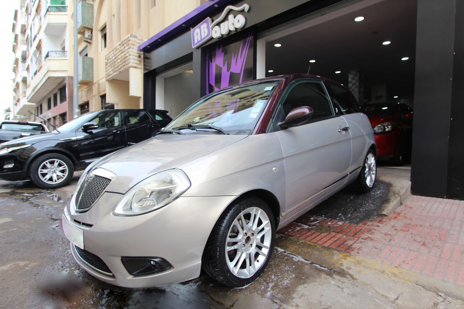 LANCIA YPSILON ESSENCE 2009