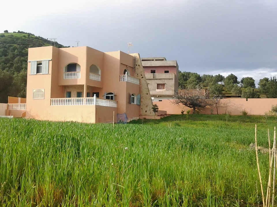 Tétouan-Amsa-villa + terrain à vendre.