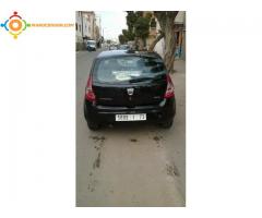 vendre une DACIA SANDERO DIESEL