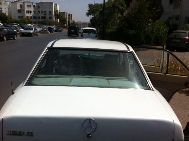 A vendre Mercedes 190 mod 1992 dédouanée 2007