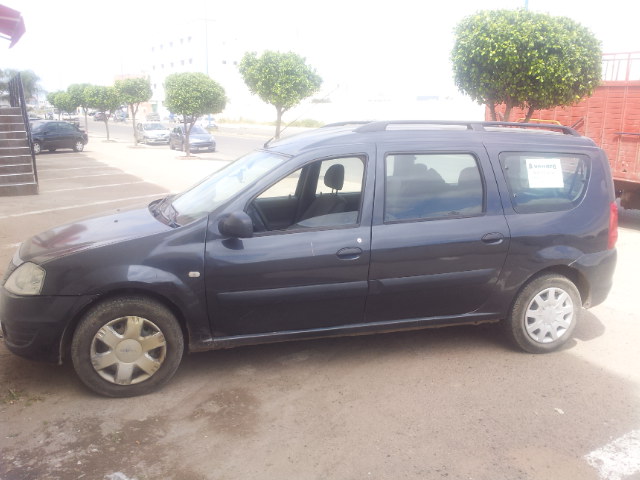 voiture dacia logan familiar avendre