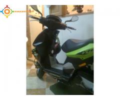 a vendre scooter