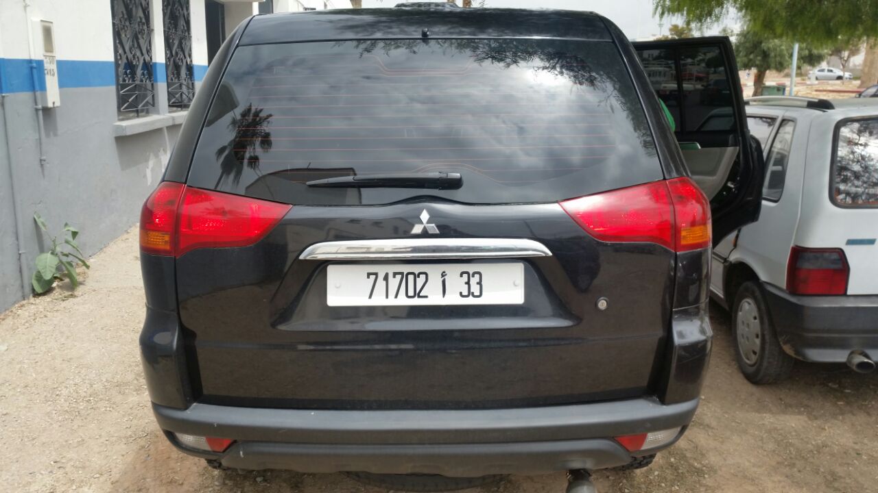 mitsubishi pajero sport