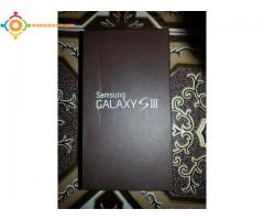 Samsung galaxie s3 presque neuf