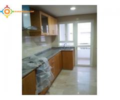 location appartement haut standing 133 m2 rue al mourabitine-Hassan-Rabat