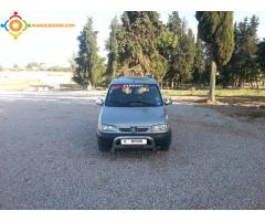 peugeot partner a vendre model 2002