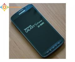 Samsung galaxy S4 active en très bon état