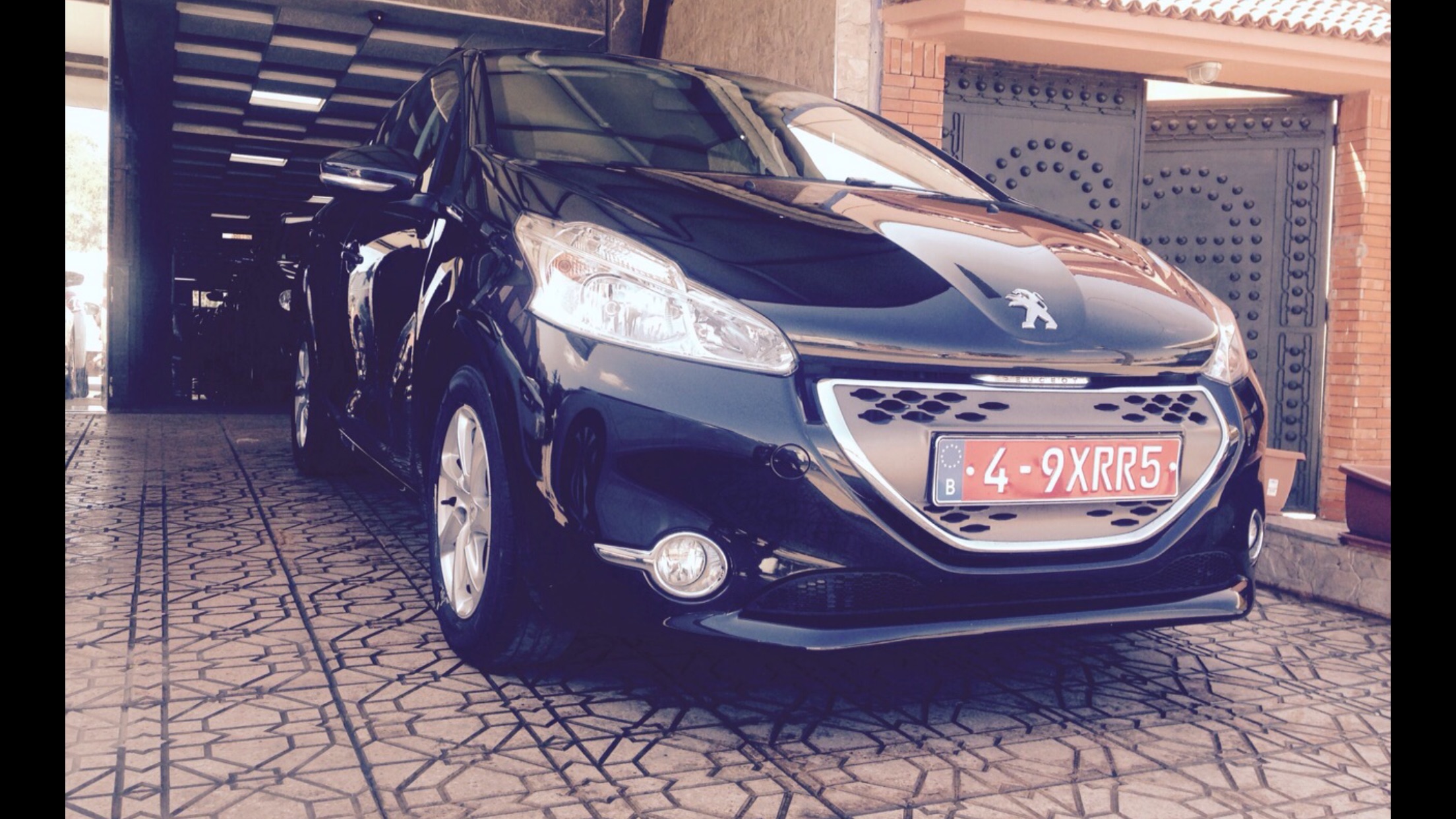 Peugeot 208 modèles 2012 dédouaner 2015