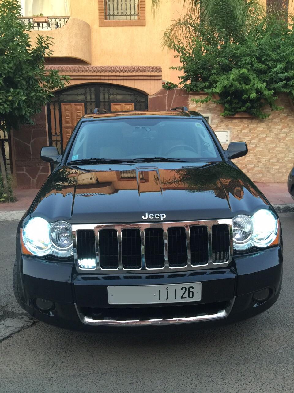 Jeep Grand Cherokee Diesel modèle 2010 TOUTE OPTION Très bien entretenue