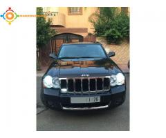 Jeep Grand Cherokee Diesel modèle 2010 TOUTE OPTION Très bien entretenue