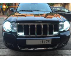 Jeep Grand Cherokee Diesel modèle 2010 TOUTE OPTION Très bien entretenue