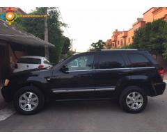 Jeep Grand Cherokee Diesel modèle 2010 TOUTE OPTION Très bien entretenue