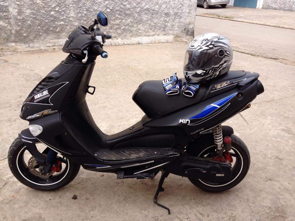 Aprilia sr