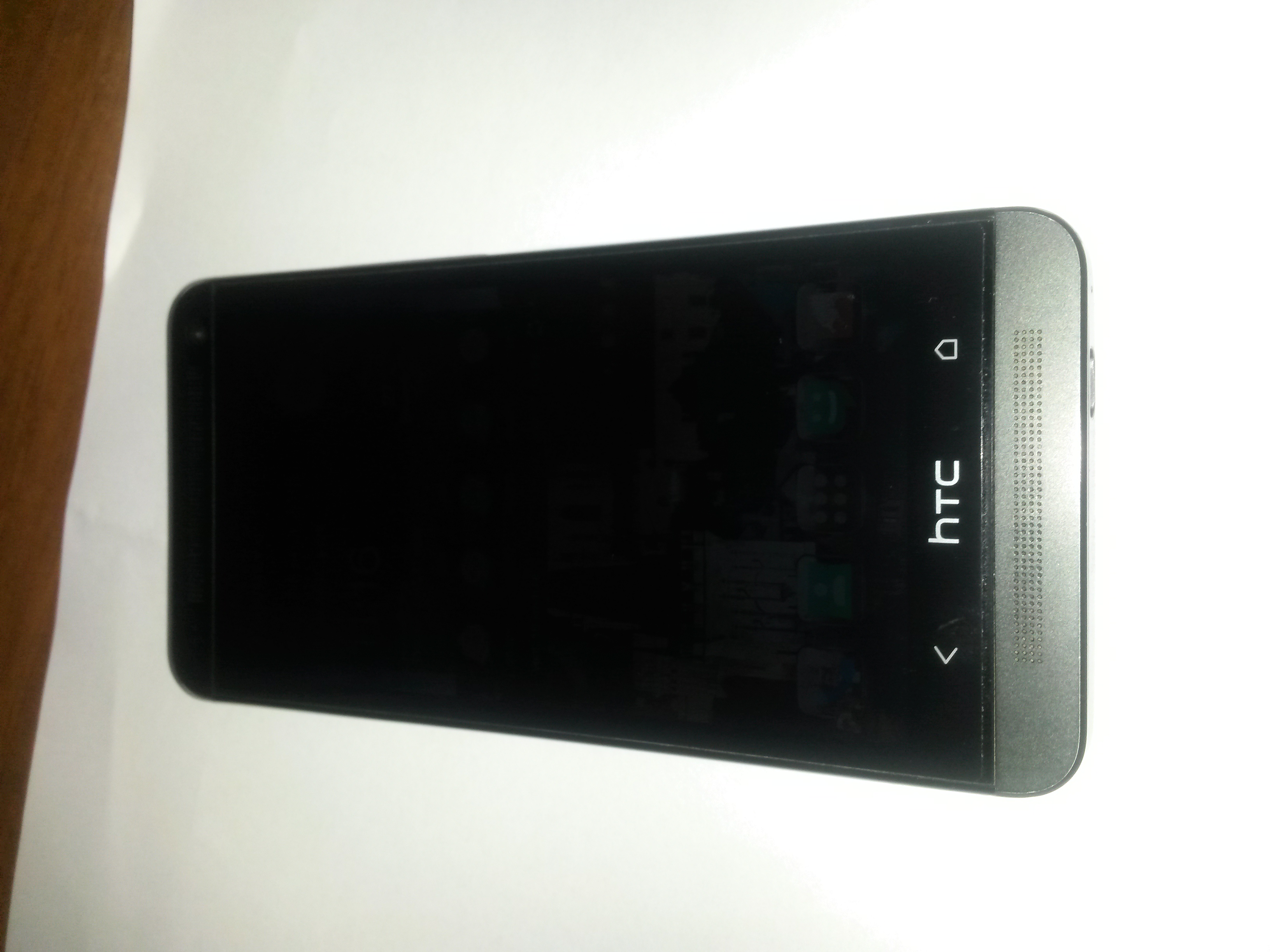 HTC ONE M7