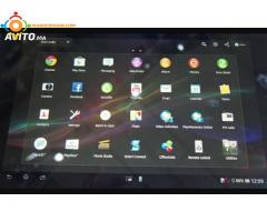 Tablette Xperia Z 10.1 4G avec pochette originale