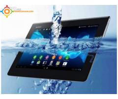 Tablette Xperia Z 10.1 4G avec pochette originale