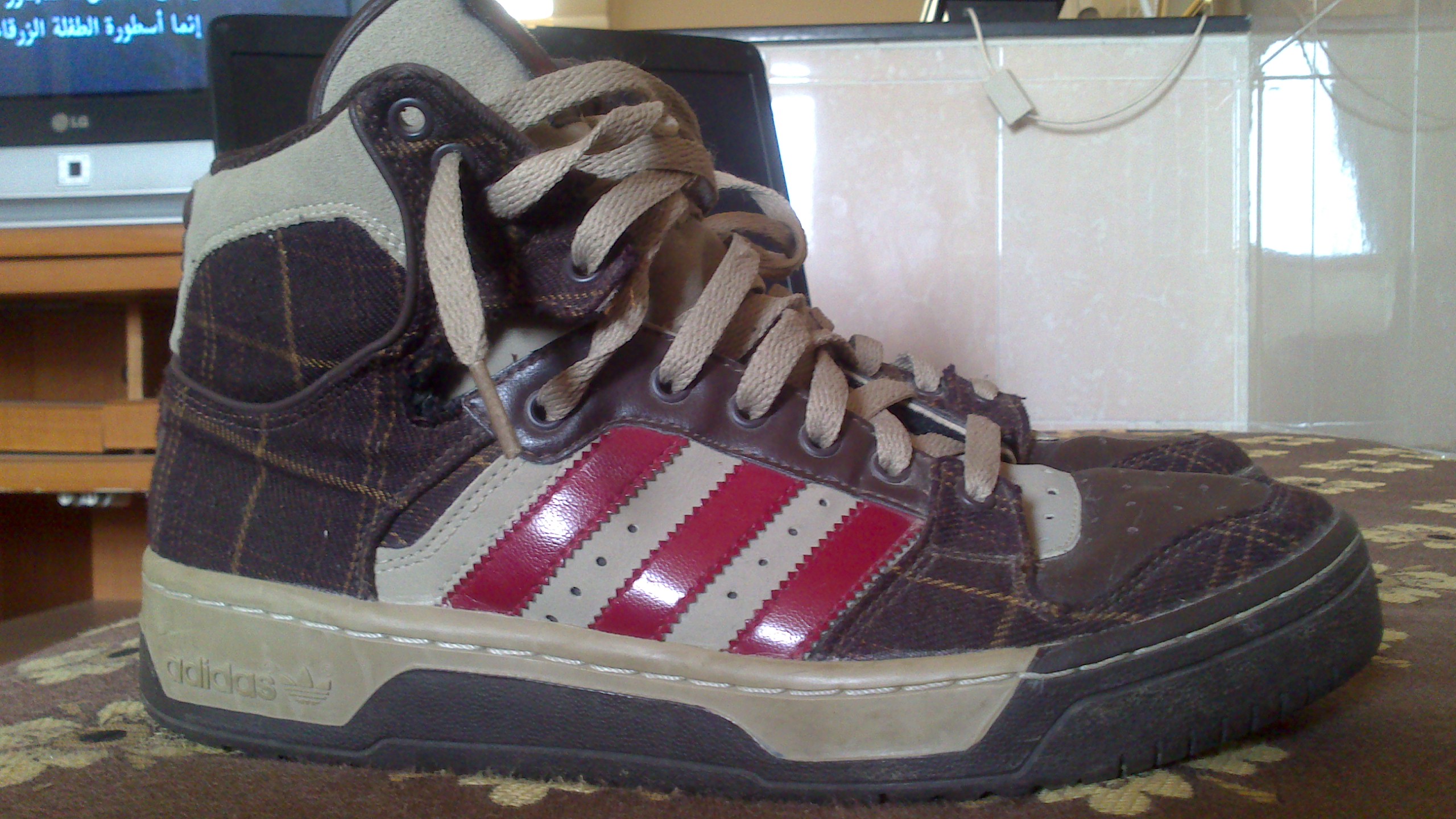 Original Adidas 42