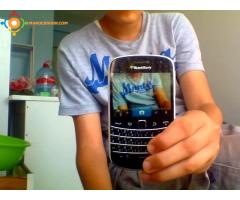 black berry bold 9900