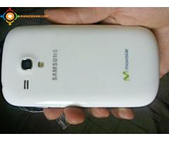 Samsung Galaxy S3 mini,presque neuf