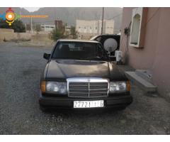 Mercedes 250 diesel qui a un moteur d'une 300