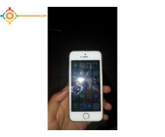 iphone 5S gold 16GO