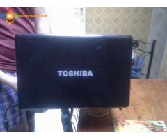 PC PORTABLE TOSHIBA