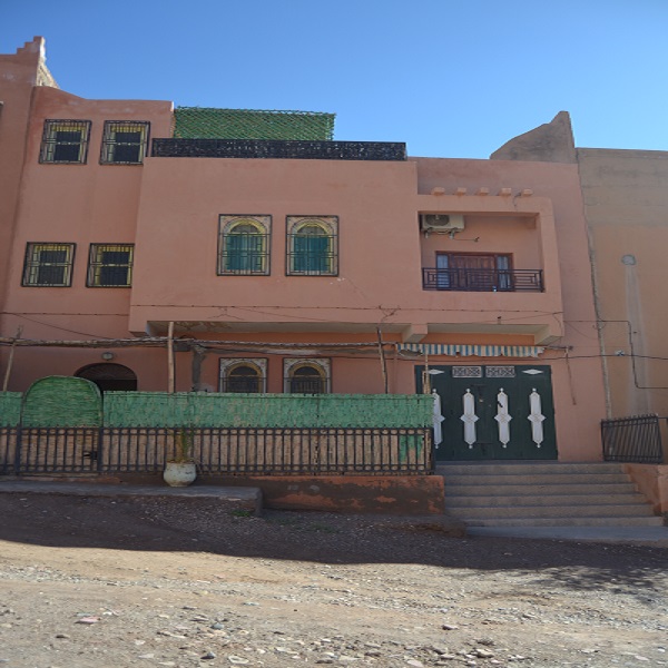 maison de surface 110 m2 à ouarzazate