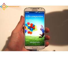 SAMSUNG S4 NEUF