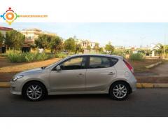 vente hyndai i30 model fin juillet 2016 toutes options parfait état