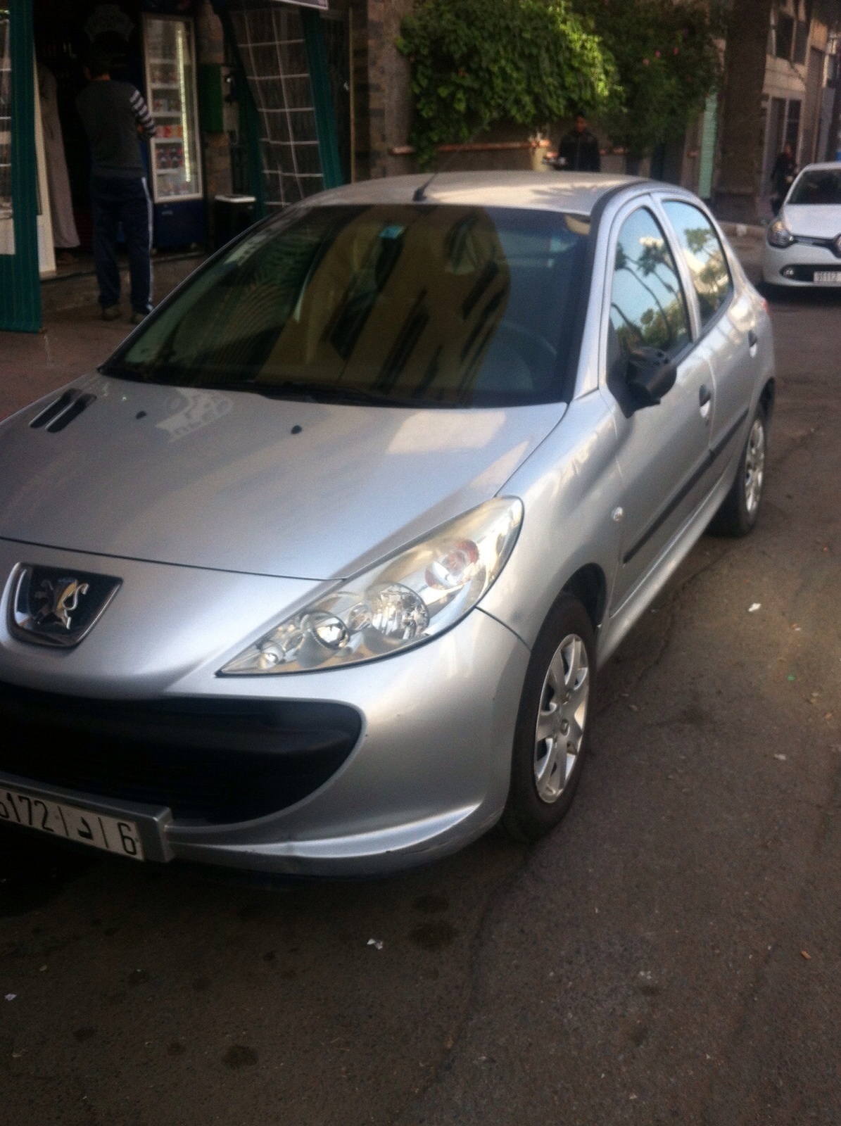 Vend Peugeot 206 plus essence