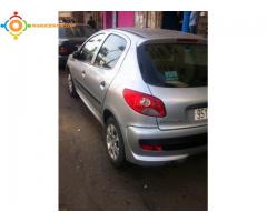 Vend Peugeot 206 plus essence