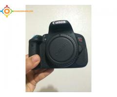 Canon 700D