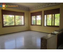 villa en location vide de 2000 m² à Souissi