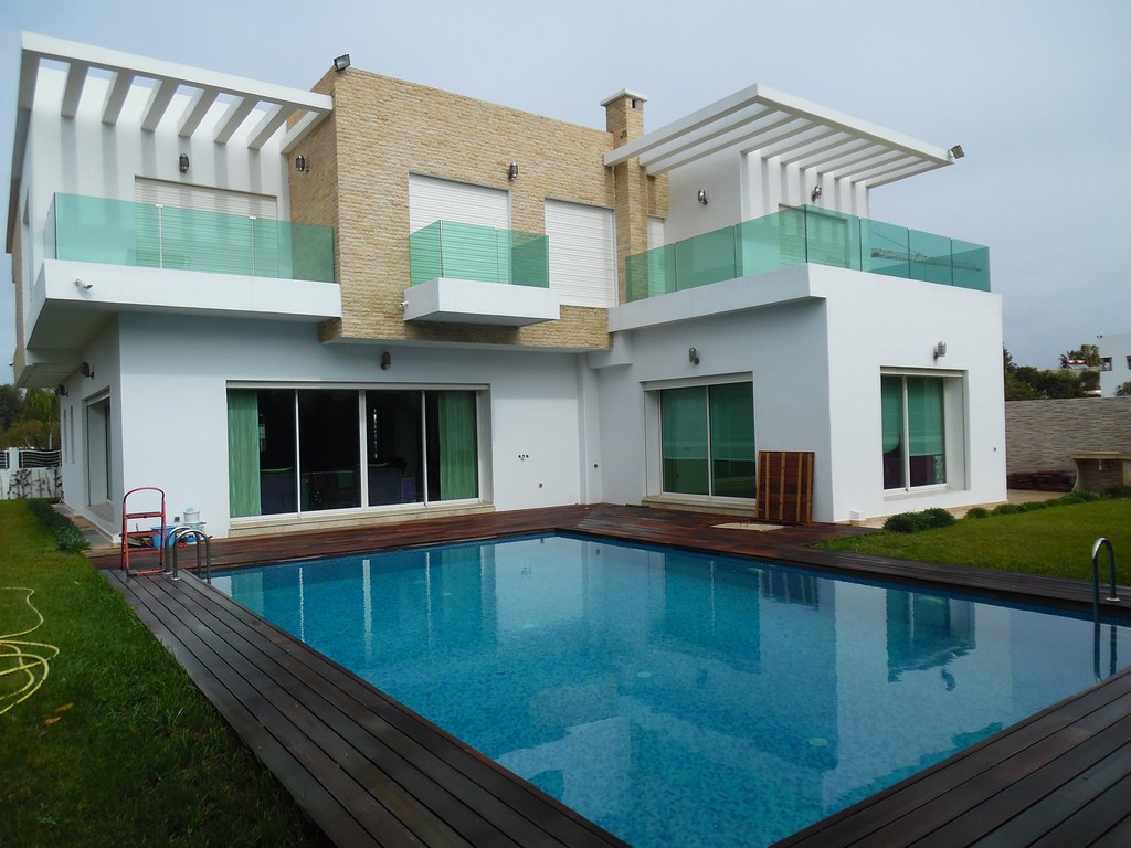 Villa en location vide de 900 m²